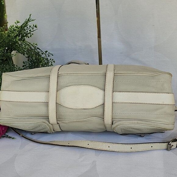 Olivia Harris Bone White Soft Sheep's Leather Shoulder Bag XL - Picture 8 of 13